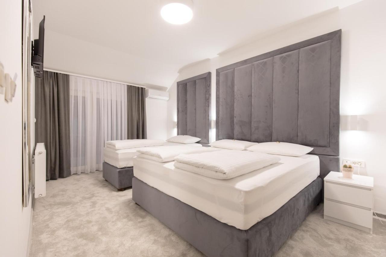 Apartmani I Sobe Pejacevic Osijek Eksteriør billede