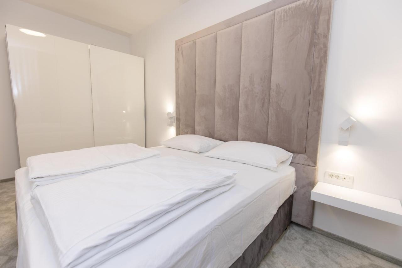 Apartmani I Sobe Pejacevic Osijek Eksteriør billede